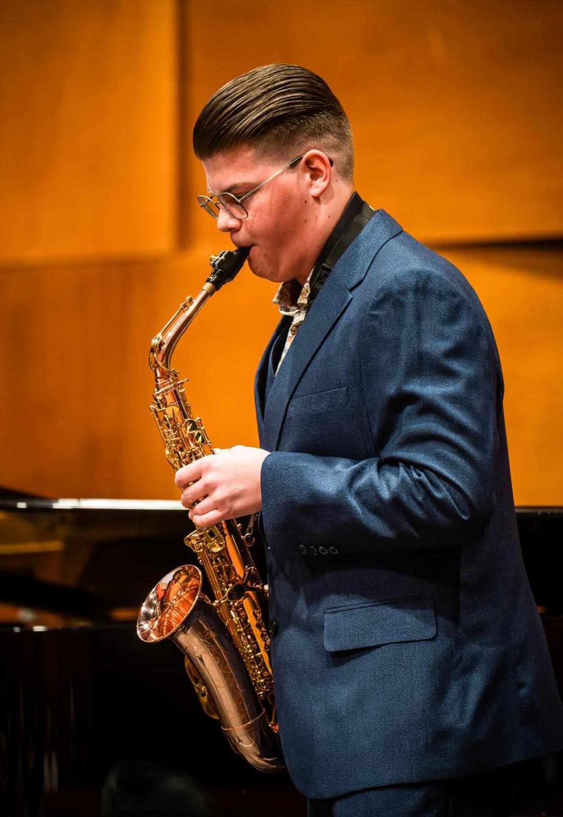 12 04 Jesse Elkerhout